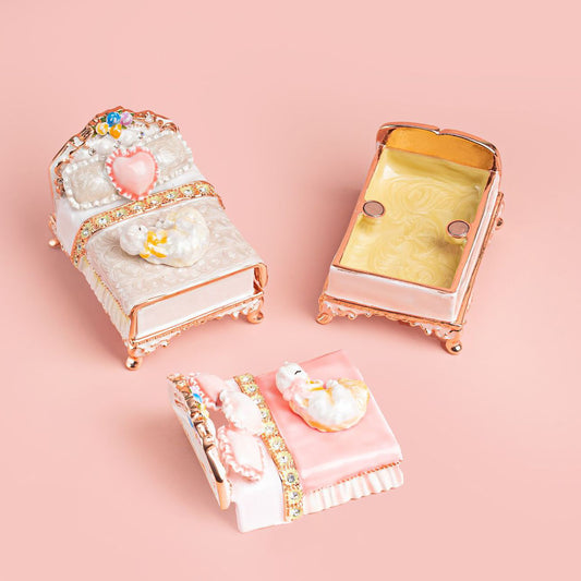 Enchanted Dreamy Kitten Bed - shaped Jewelry Box: A Treasure Trove for Sweet Girlish Hearts